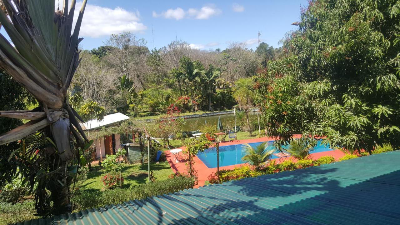 Hotel Y Residencial Amigos Porto Iguaçu Exterior foto