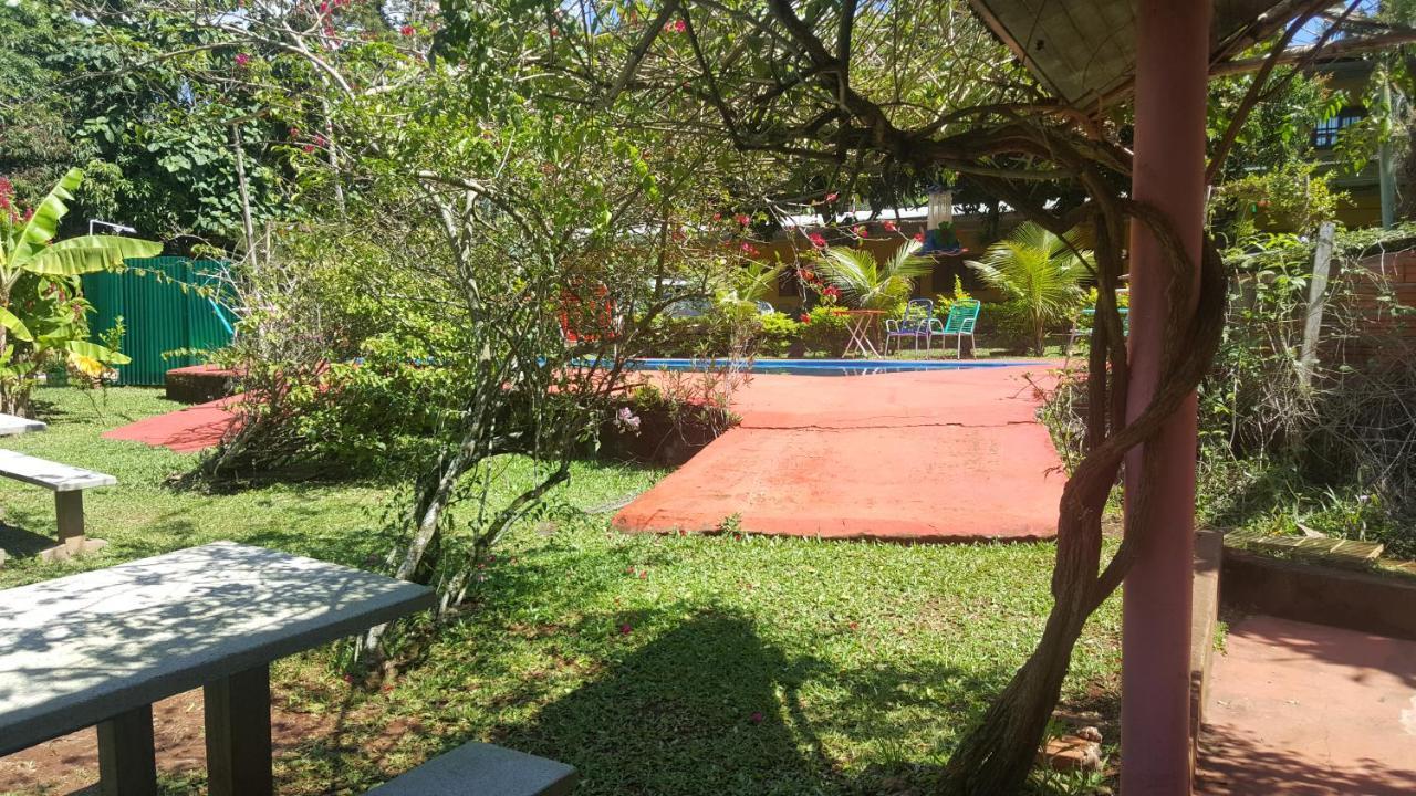 Hotel Y Residencial Amigos Porto Iguaçu Exterior foto